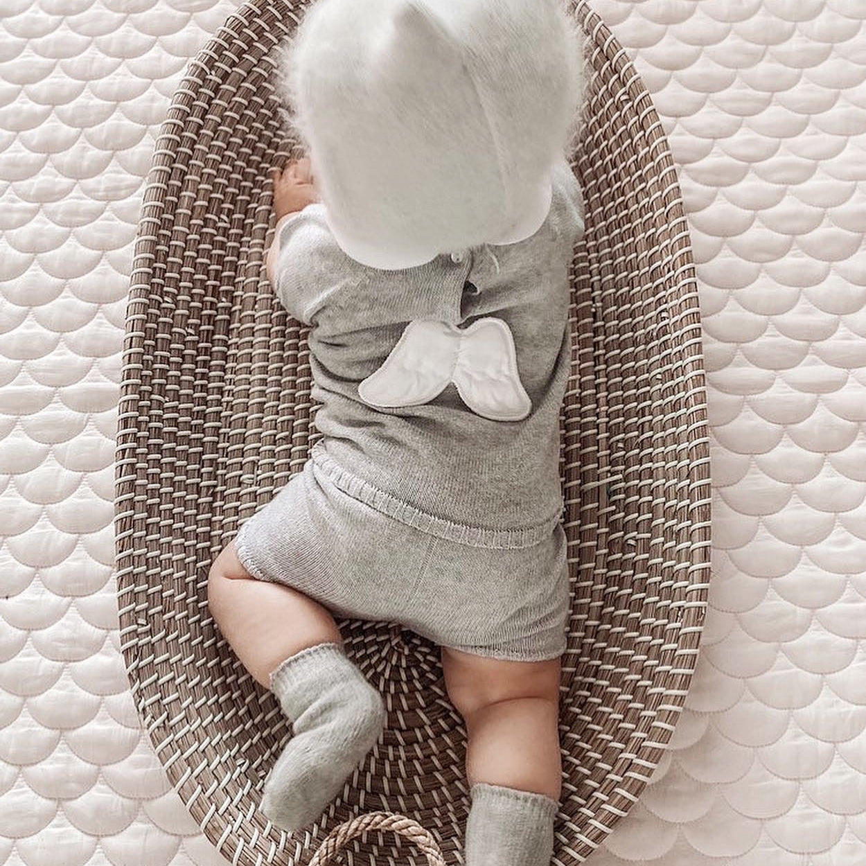 Beautiful Fine knit Summer Angel wings set.