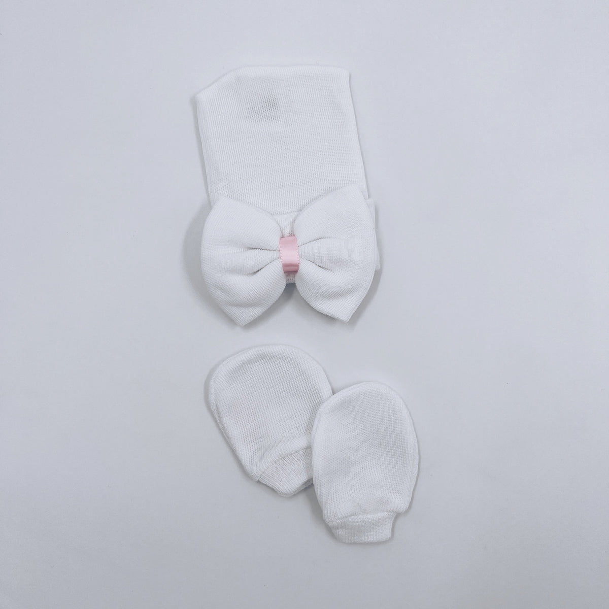 Baby Hospital Hat and Mittens set.