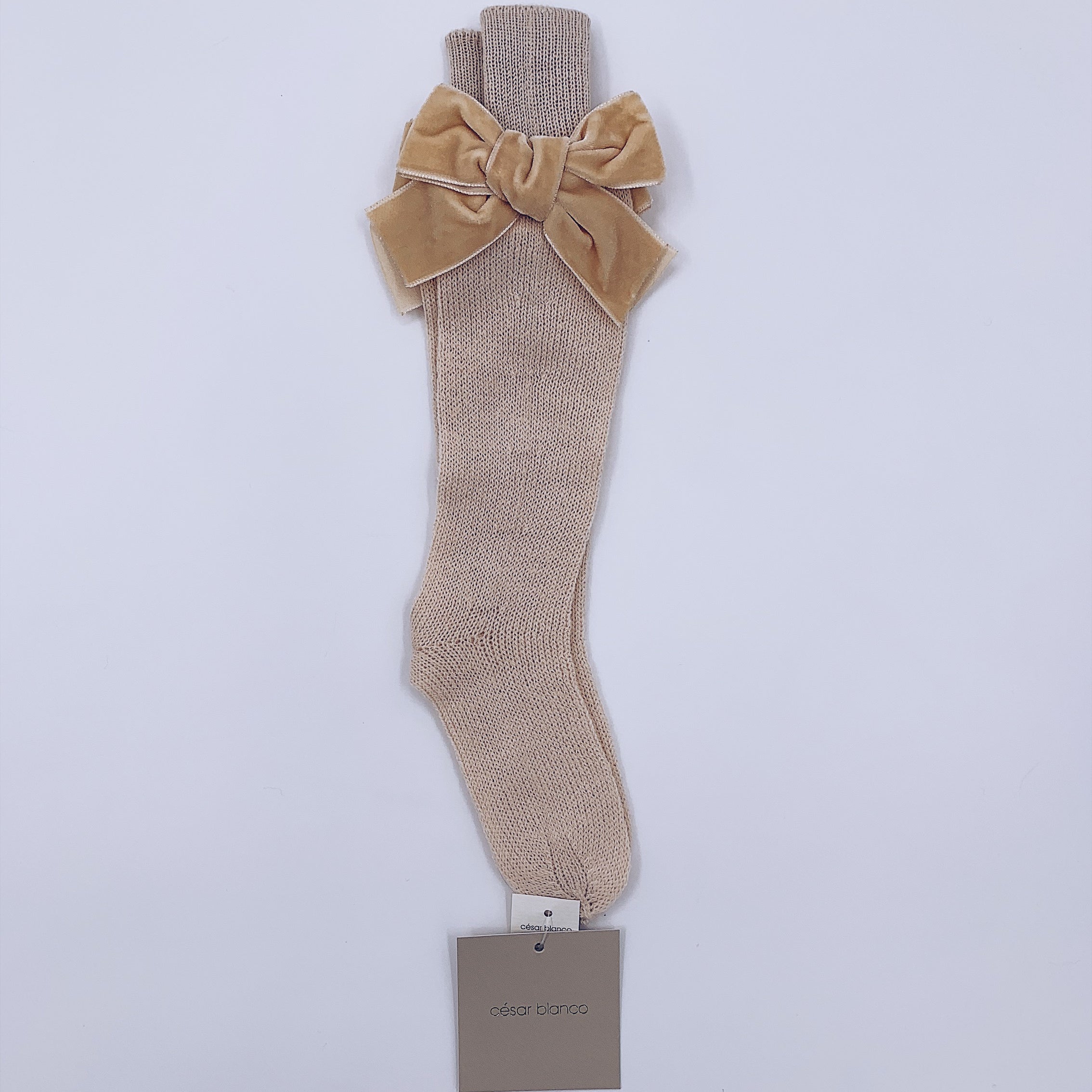 Beautiful Knitted High Knee Socks With Velvet Bows
