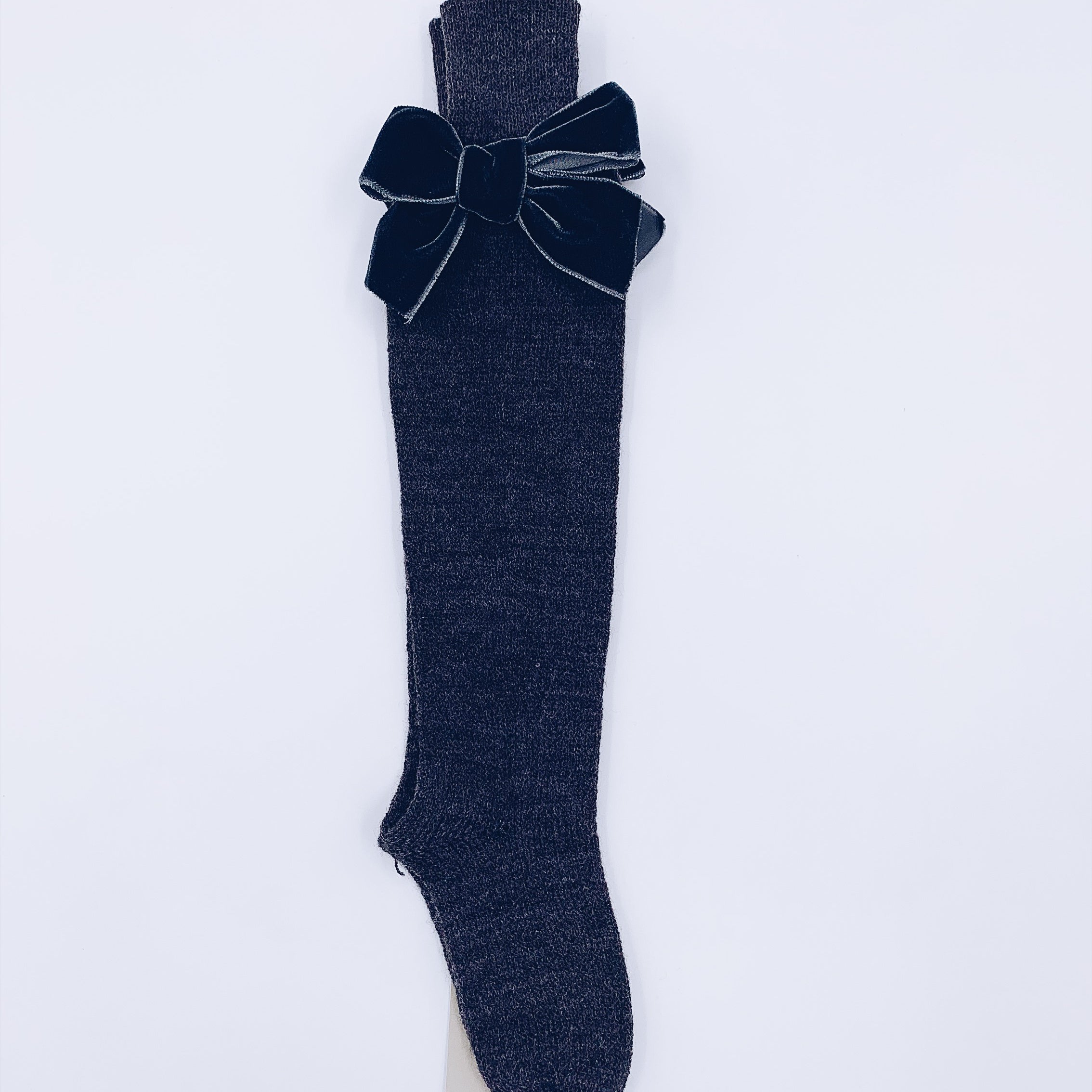 Beautiful Knitted High Knee Socks With Velvet Bows