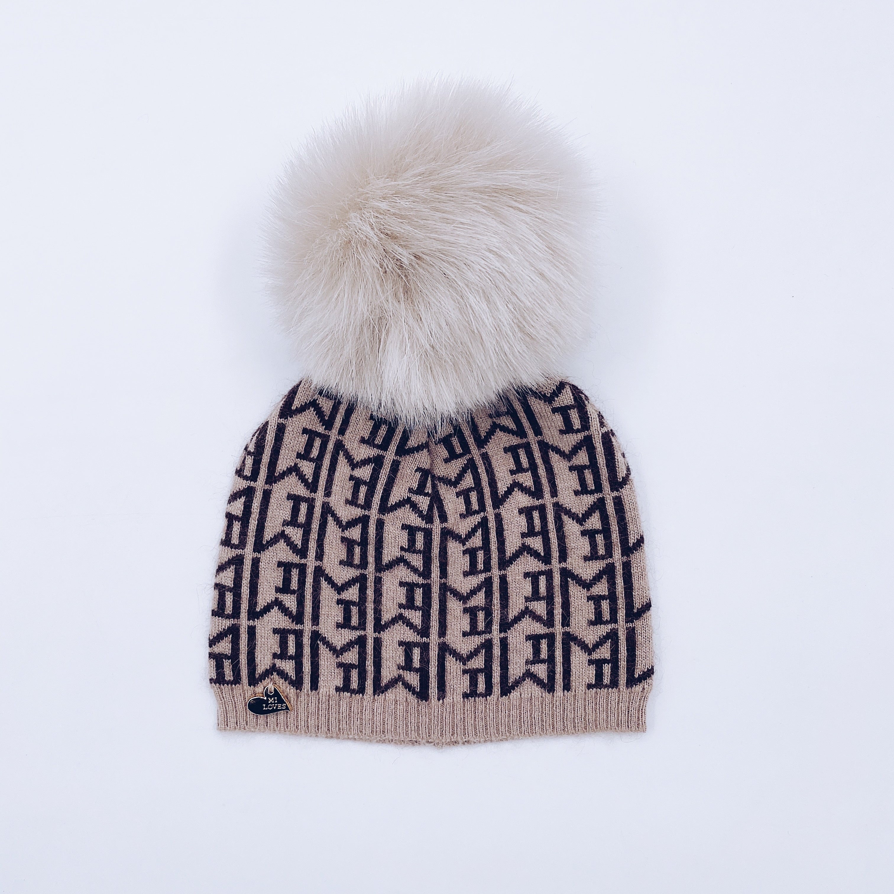 MILOVES SIGNATURE MONOGRAM Baby hat with Synthetic fur pompom