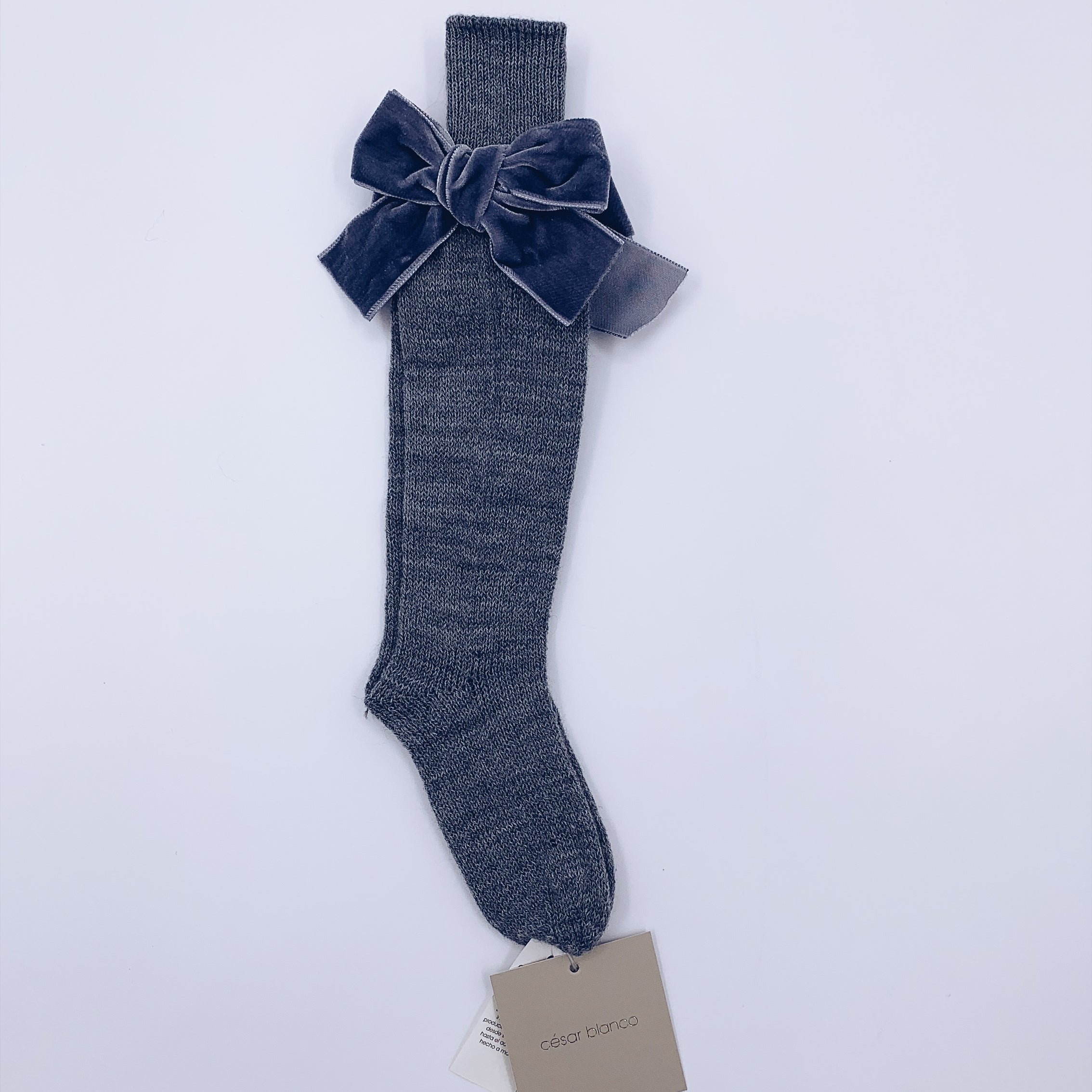 Beautiful Knitted High Knee Socks With Velvet Bows
