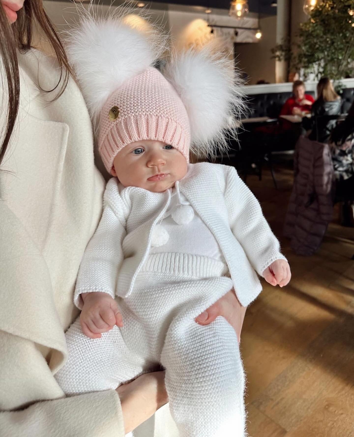 MILOVES Signature Double pompom hat!!