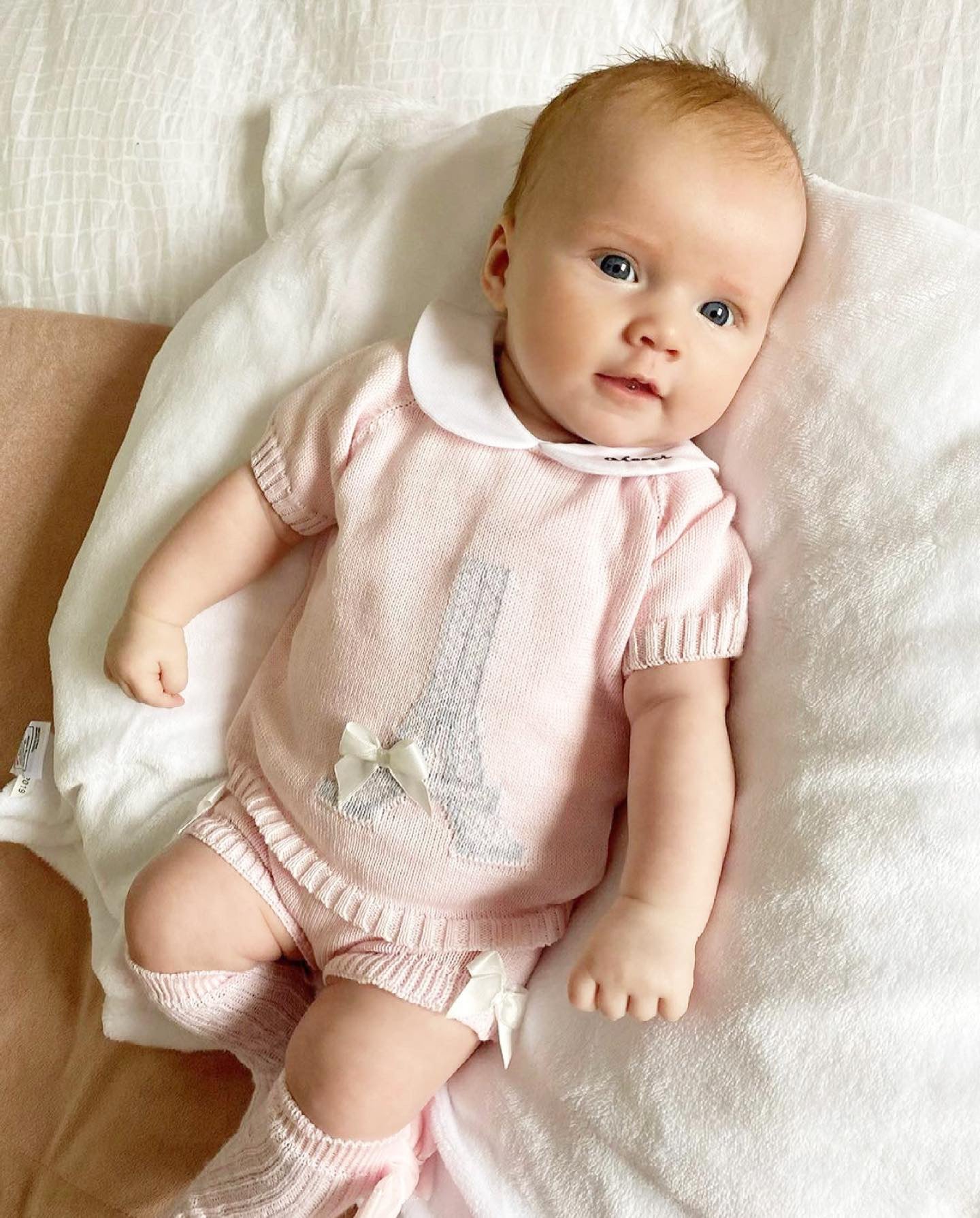 MI LOVES IN PARIS Fine knit 2 piece set.