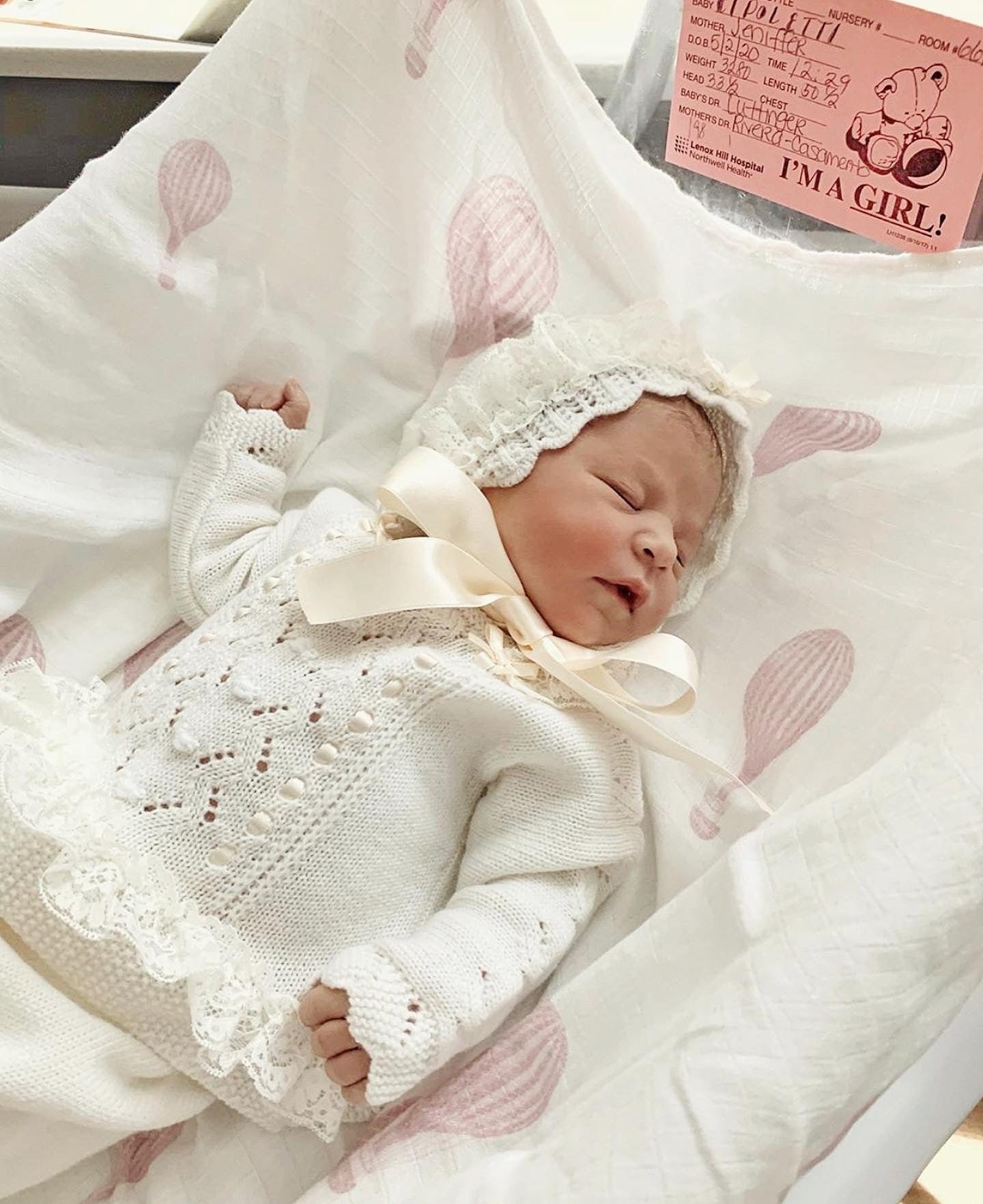 Carmen Taberner Baby Knit 3 piece set with lace/bow details