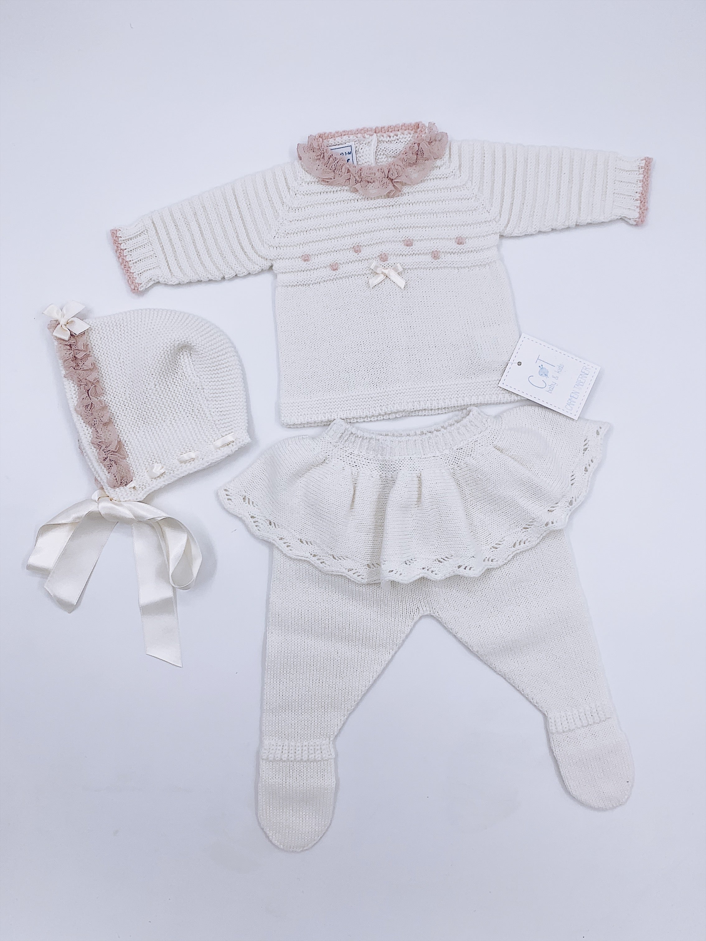 Carmen Taberner Knitted Baby 3 piece set