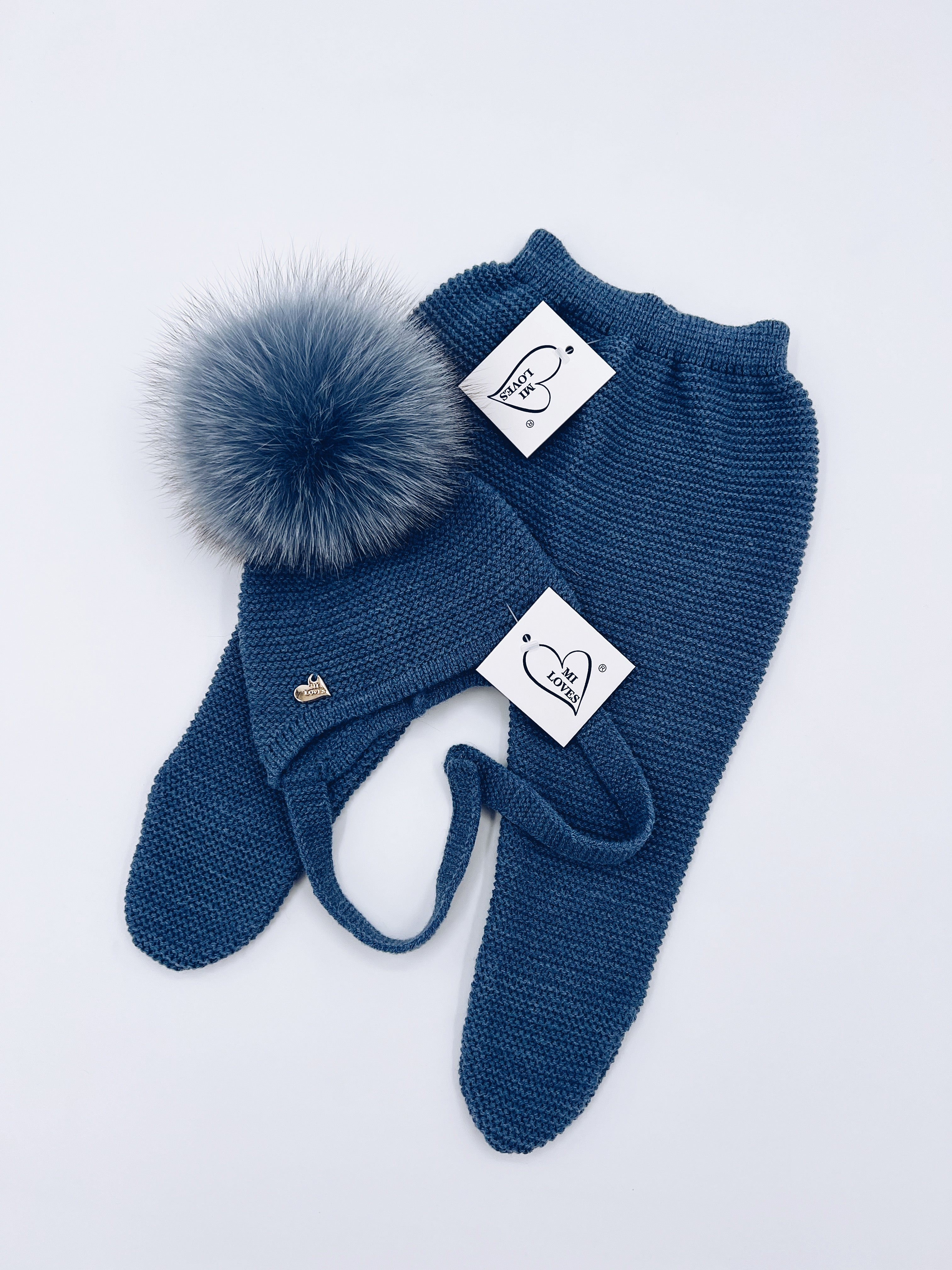 MI LOVES SIGNATURE Luxurious knitted Pompom hat with Fox fur pompom(ALL COLOURS)