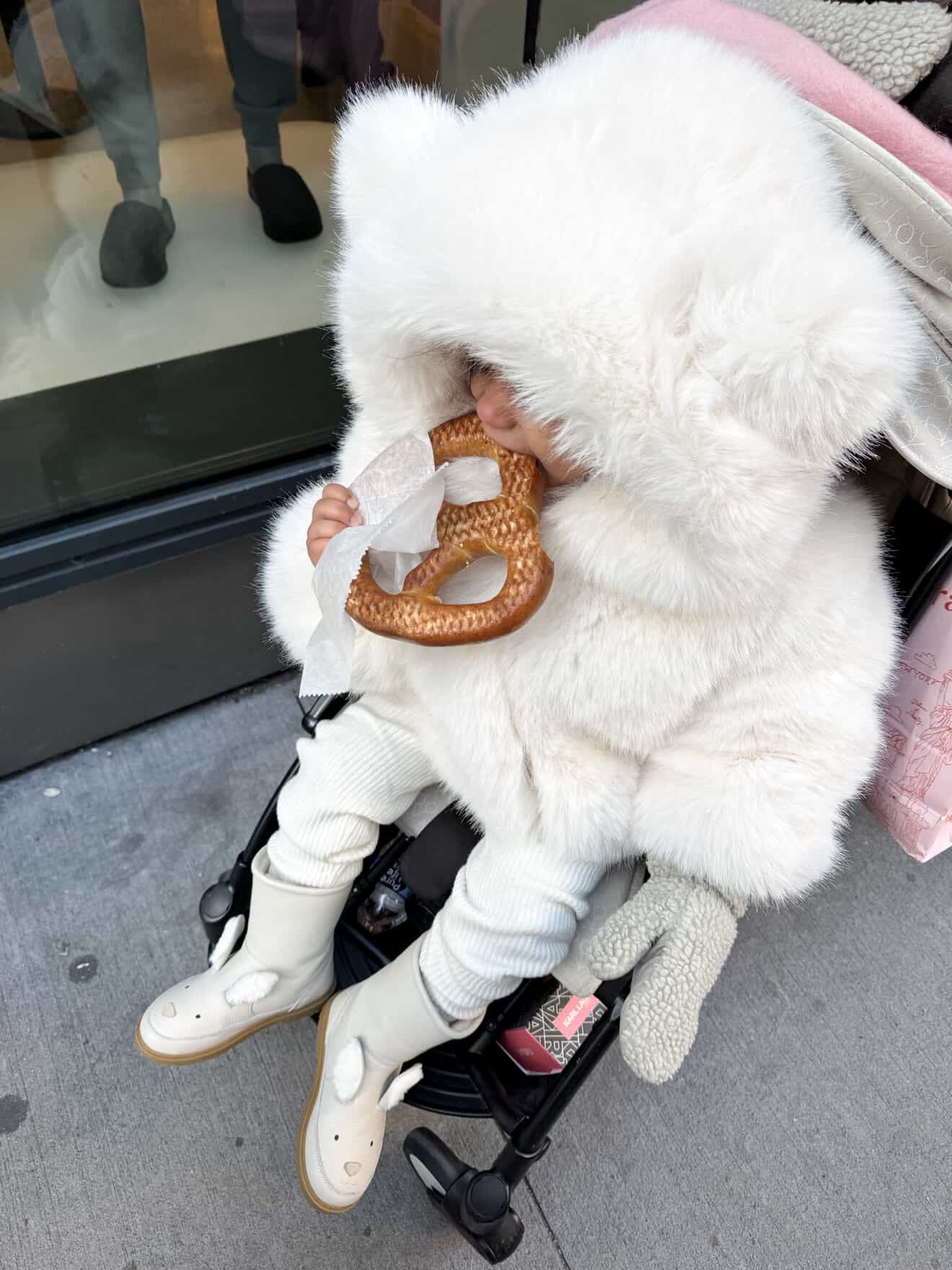 MI LOVES SIGNATURE SYNTHETIC Little Bear Bomber jacket in Ivory.