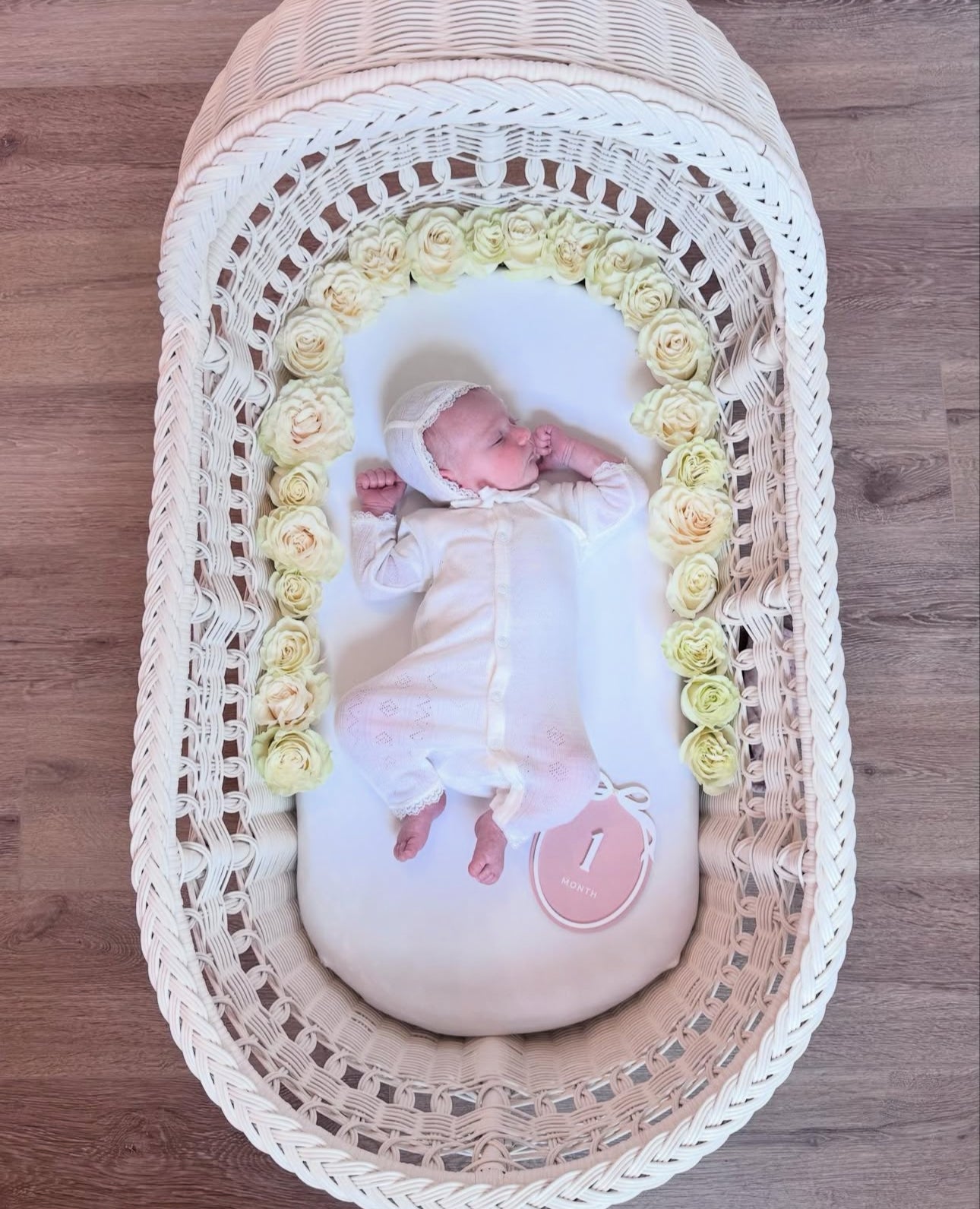 Joha Ivory Silk/Wool Baby Bonnet – MI LOVES