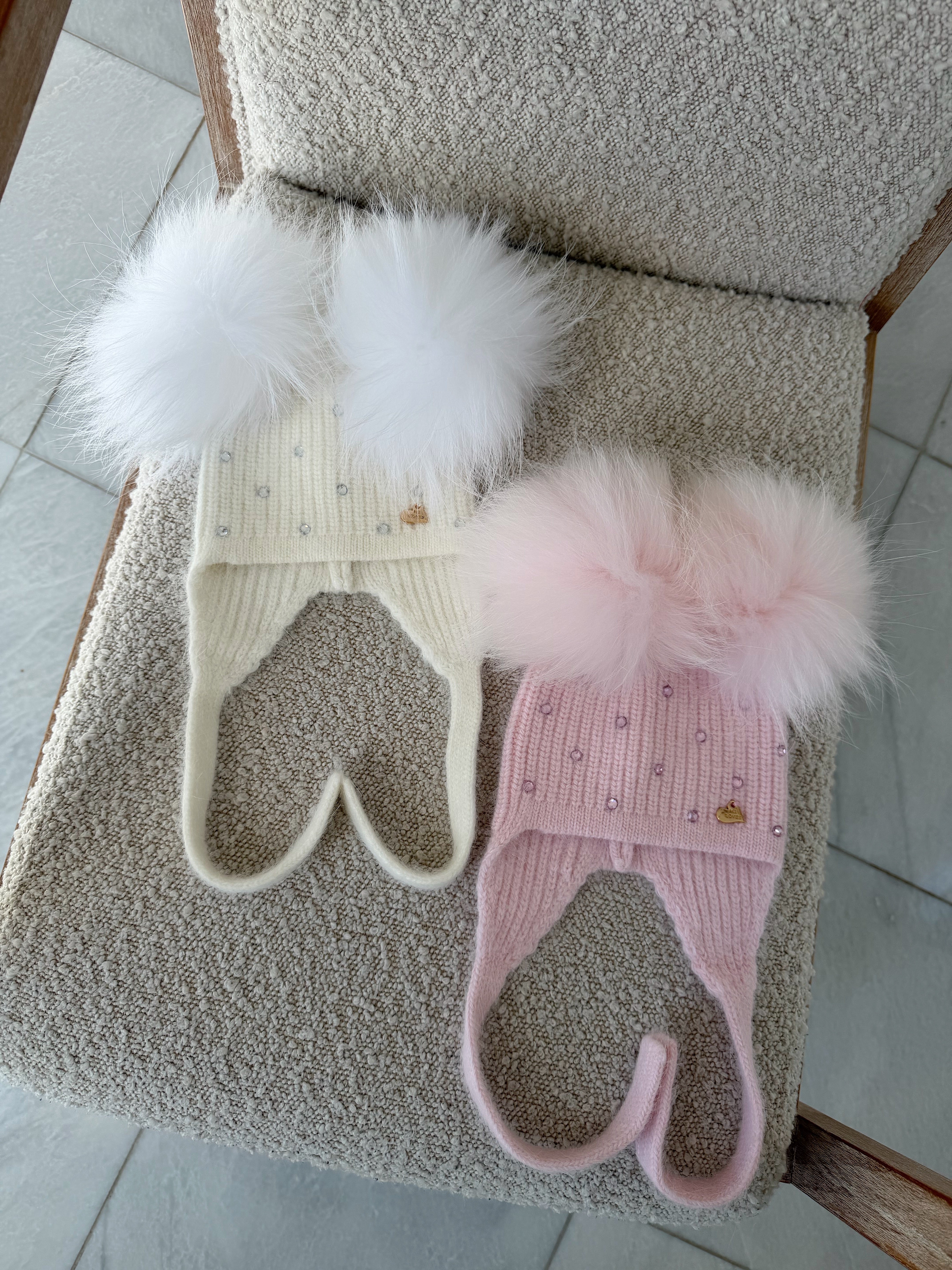 MI LOVES SIGNATURE Little Bear Angora Double pompom hat.