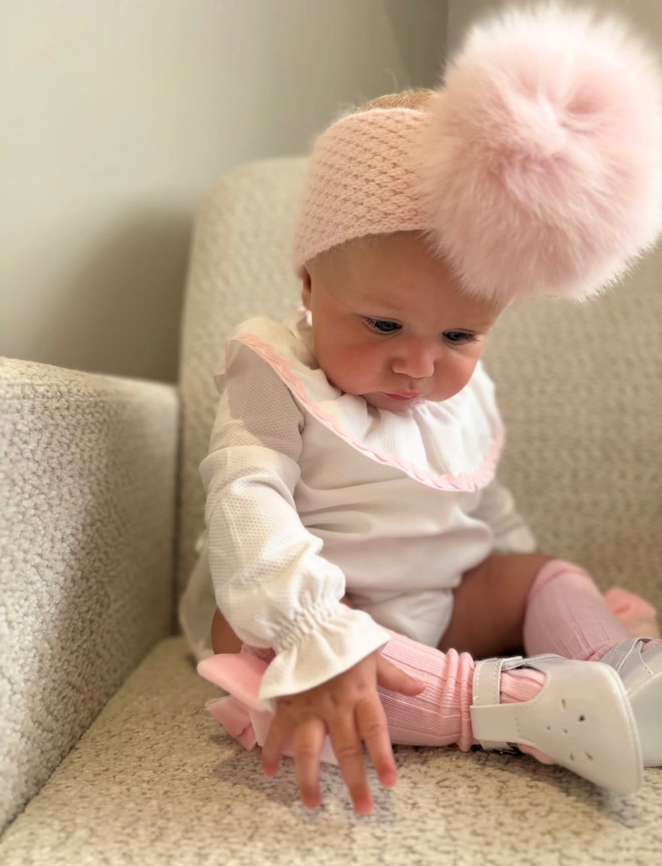 MI LOVES SIGNATURE Angora pompom Headband.