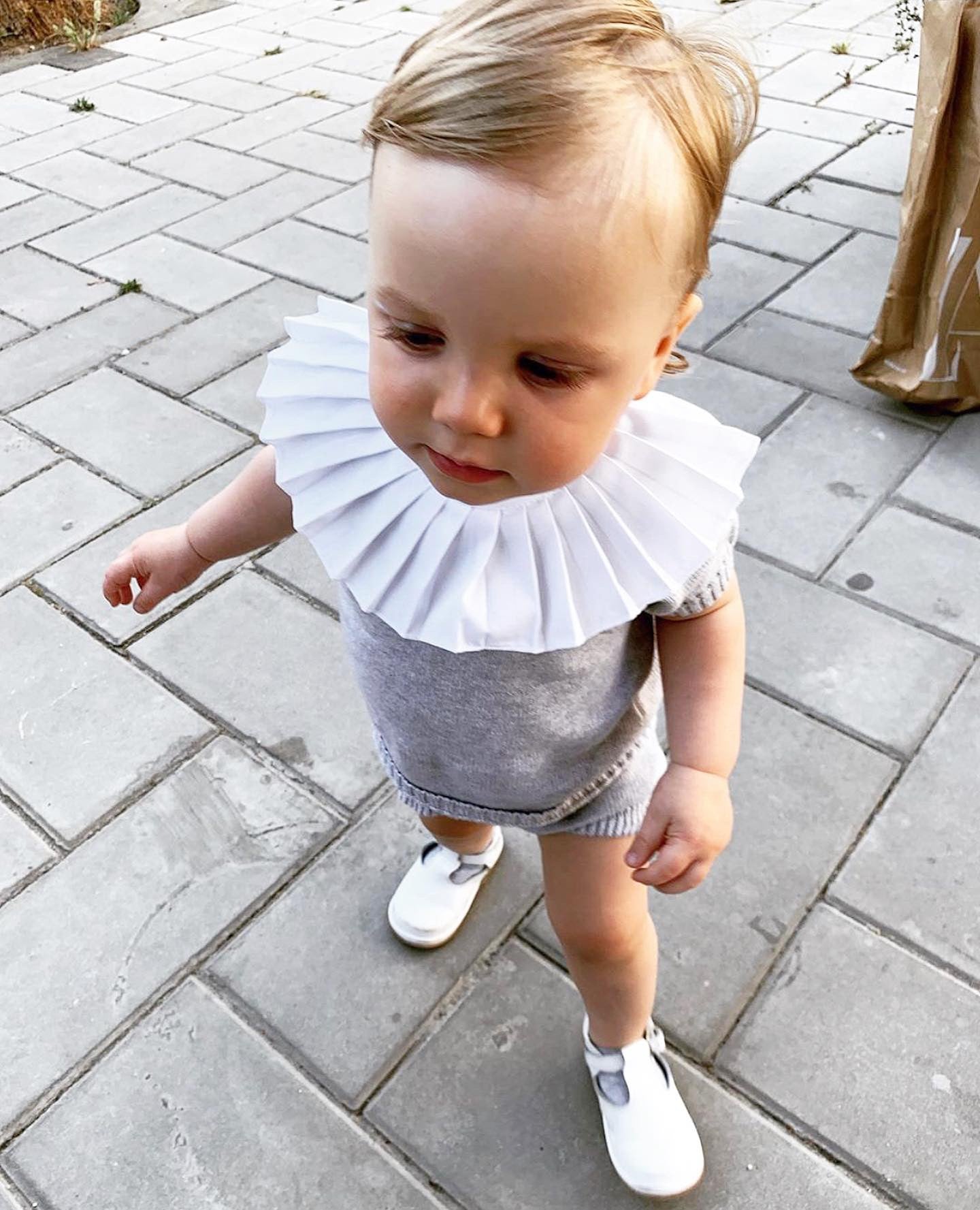 Fine Knit Summer 2 piece set with Frilly Collar