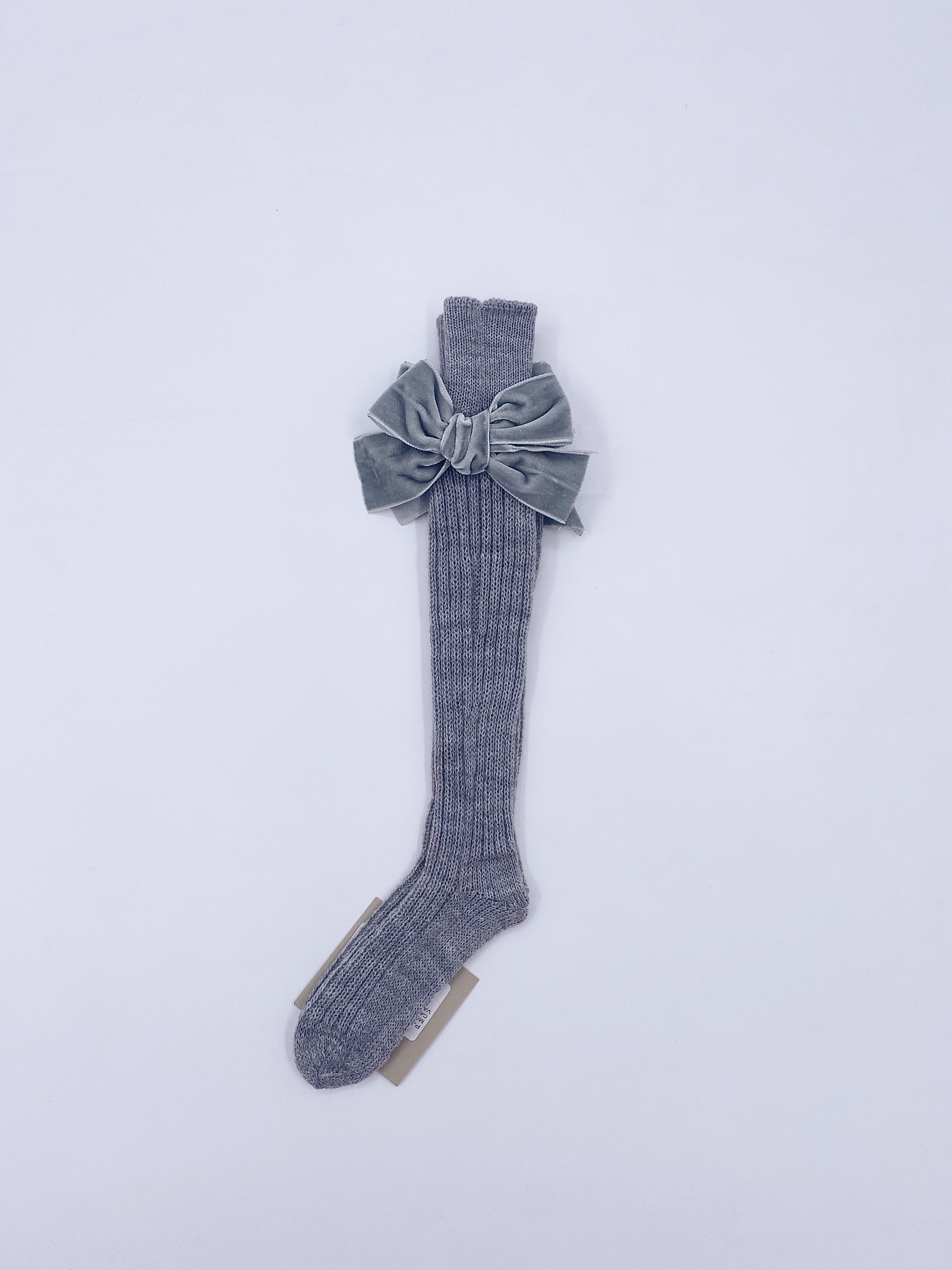 Beautiful high knee Knitted socks with Luxurious velvet bows(7051)