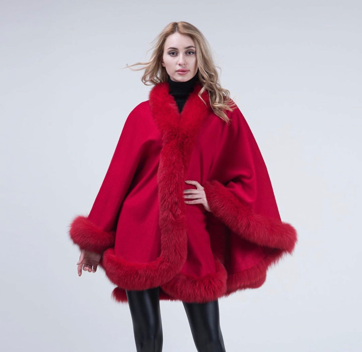 PRE-ORDER(Delivery in 2-3 weeks)MI LOVES SIGNATURE LUXURIOUS FOX FUR TRIM ADULT CAPE