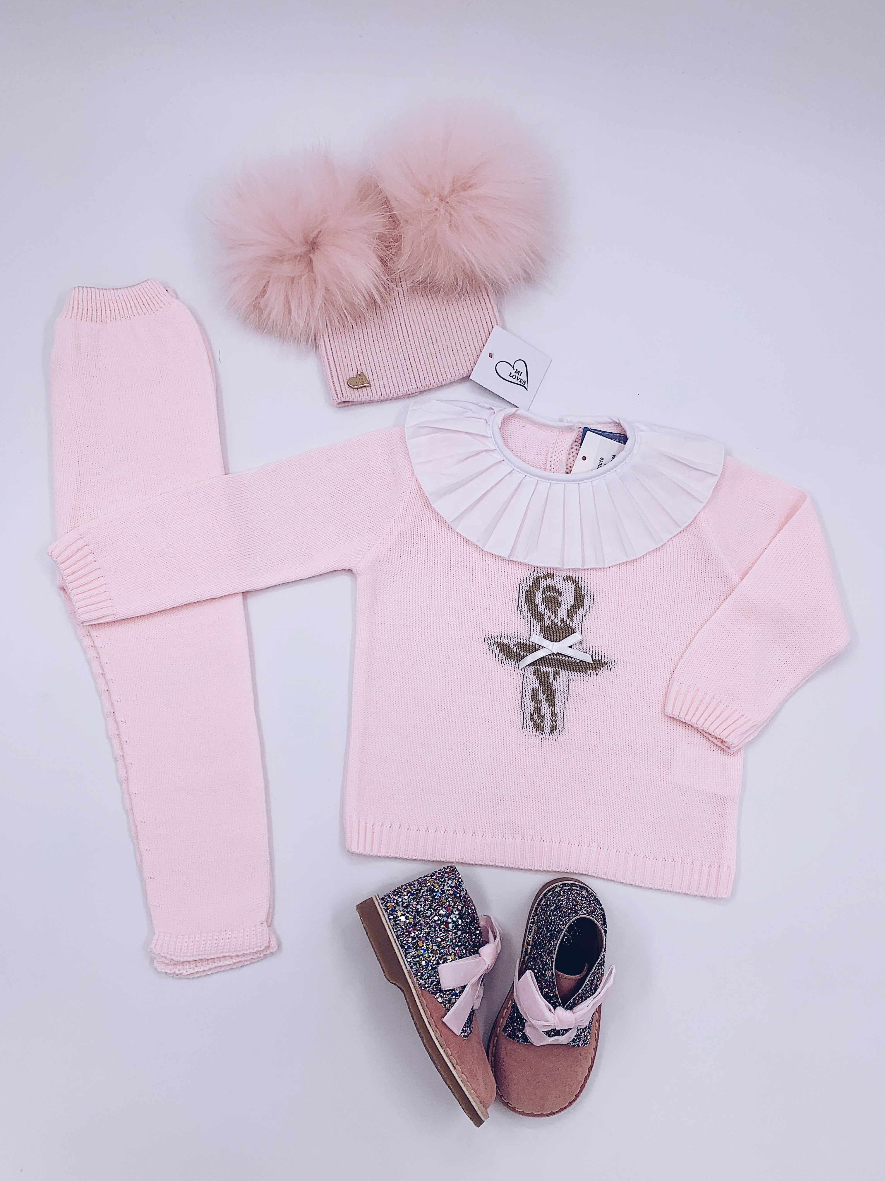 Ballerina knitted suit with Frilly neck details