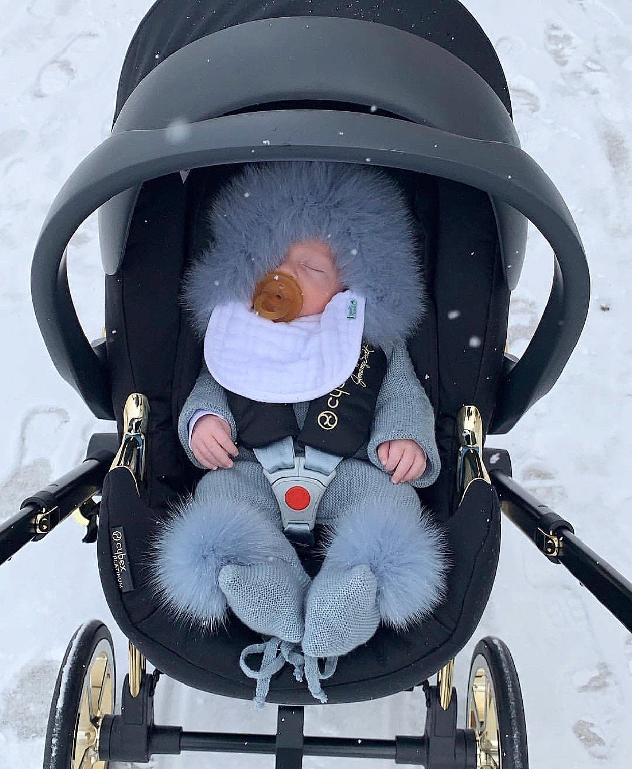 MI LOVES SIGNATURE Fox fur trim/pompoms Baby Pramsuit(ALL COLOURS)