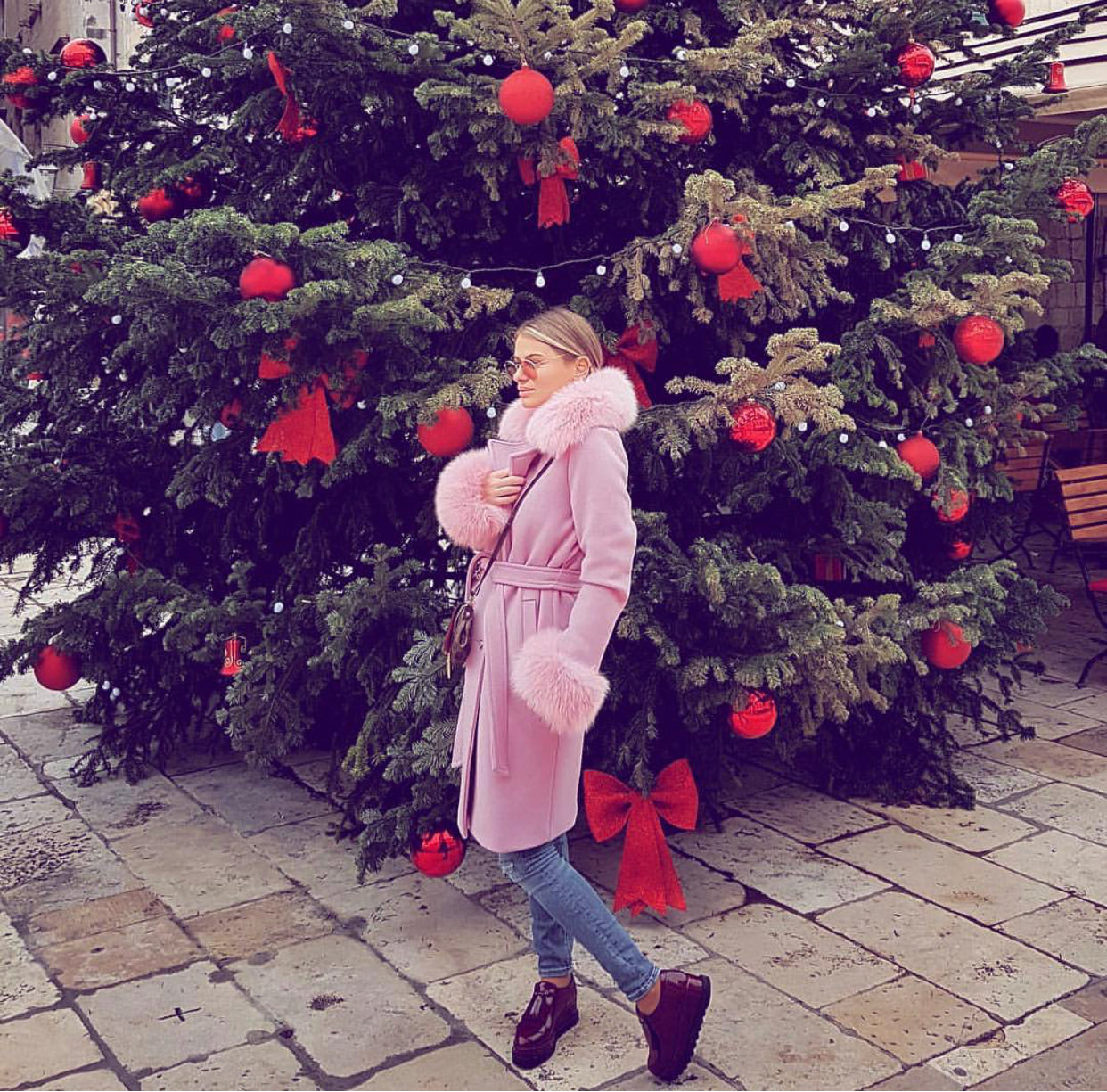 Beautiful Cashmere blend jacket with Fox fur trim/cuffs