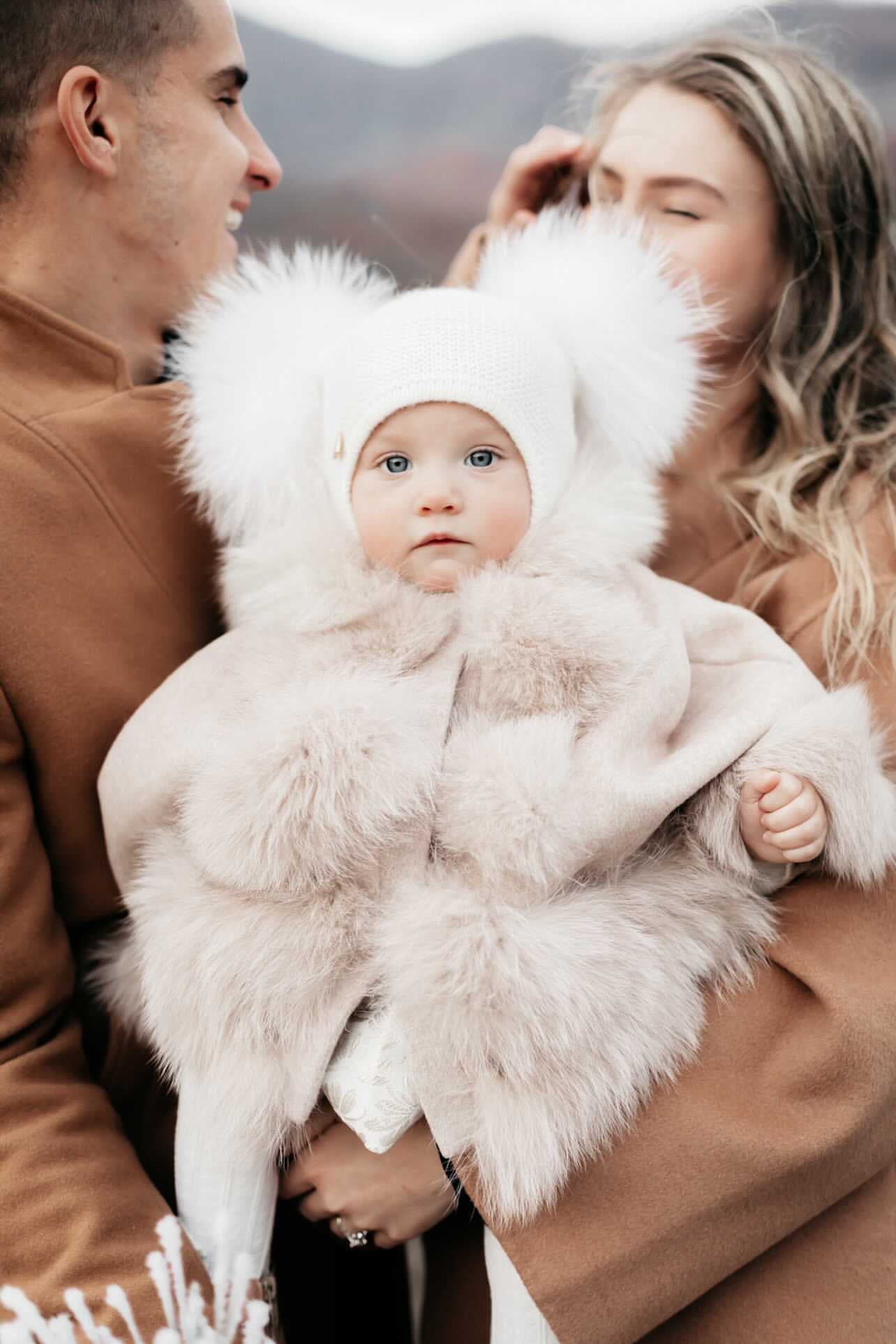 NEW MI LOVES Signature Cashmere Double pompom hat