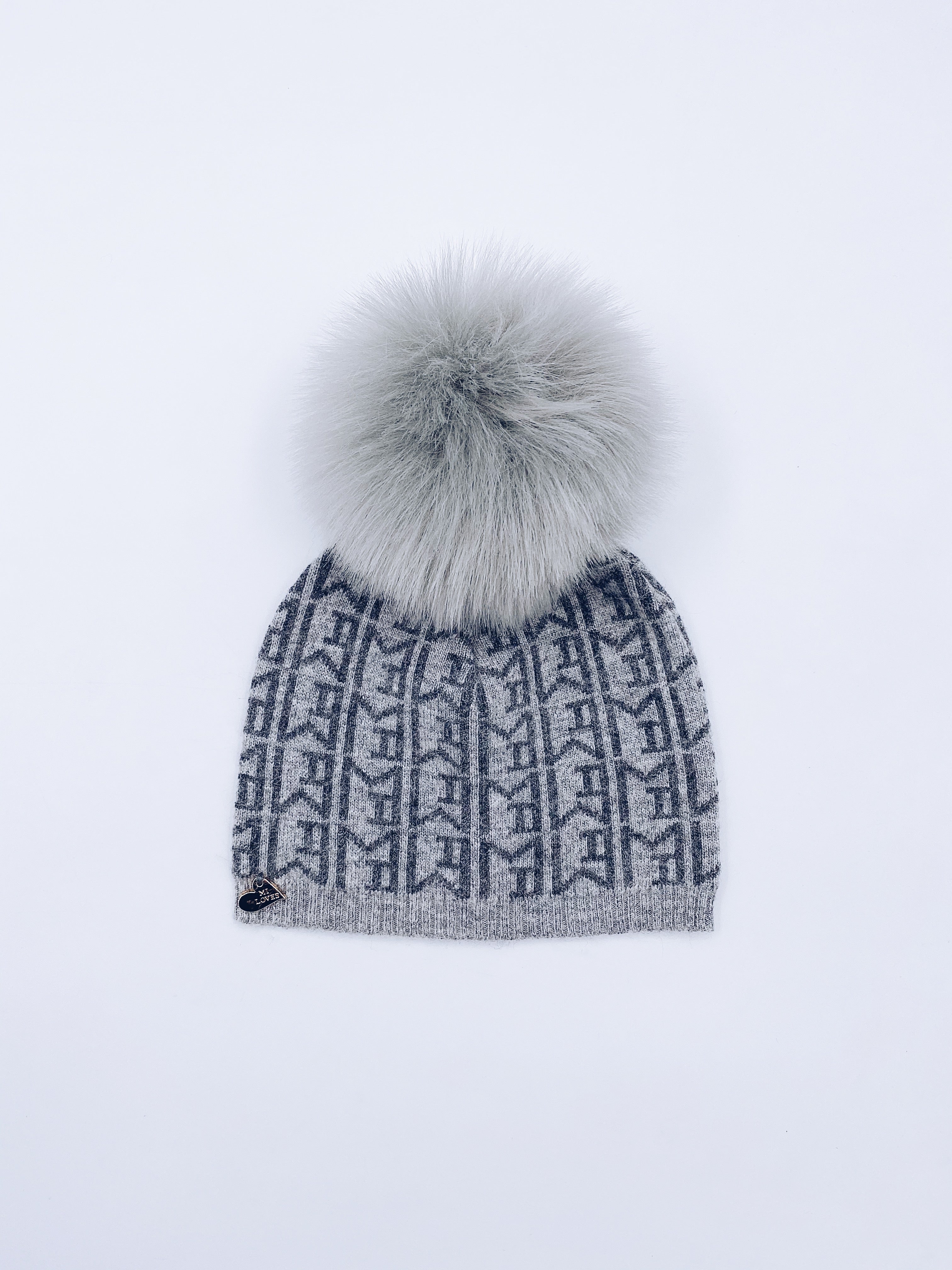 MILOVES SIGNATURE MONOGRAM Baby hat with Synthetic fur pompom
