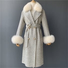 PRE ORDER(Delivery in 3 weeks)Beautiful Cashmere blend jacket with Fox fur trim/cuffs.