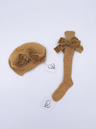 MI LOVES SIGNATURE Knitted beret with velvet bow