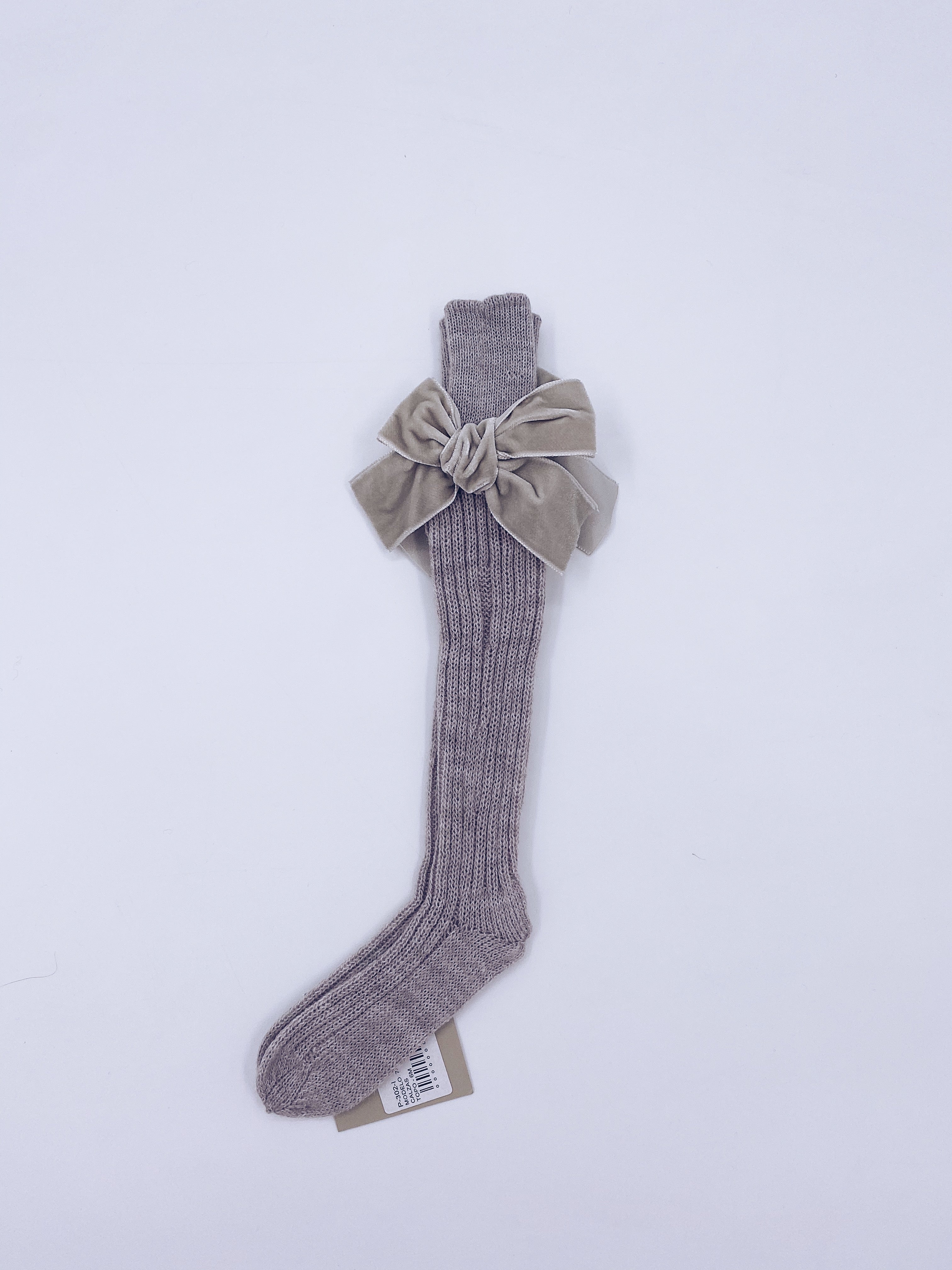 Beautiful high knee Knitted socks with Luxurious velvet bows(7051)
