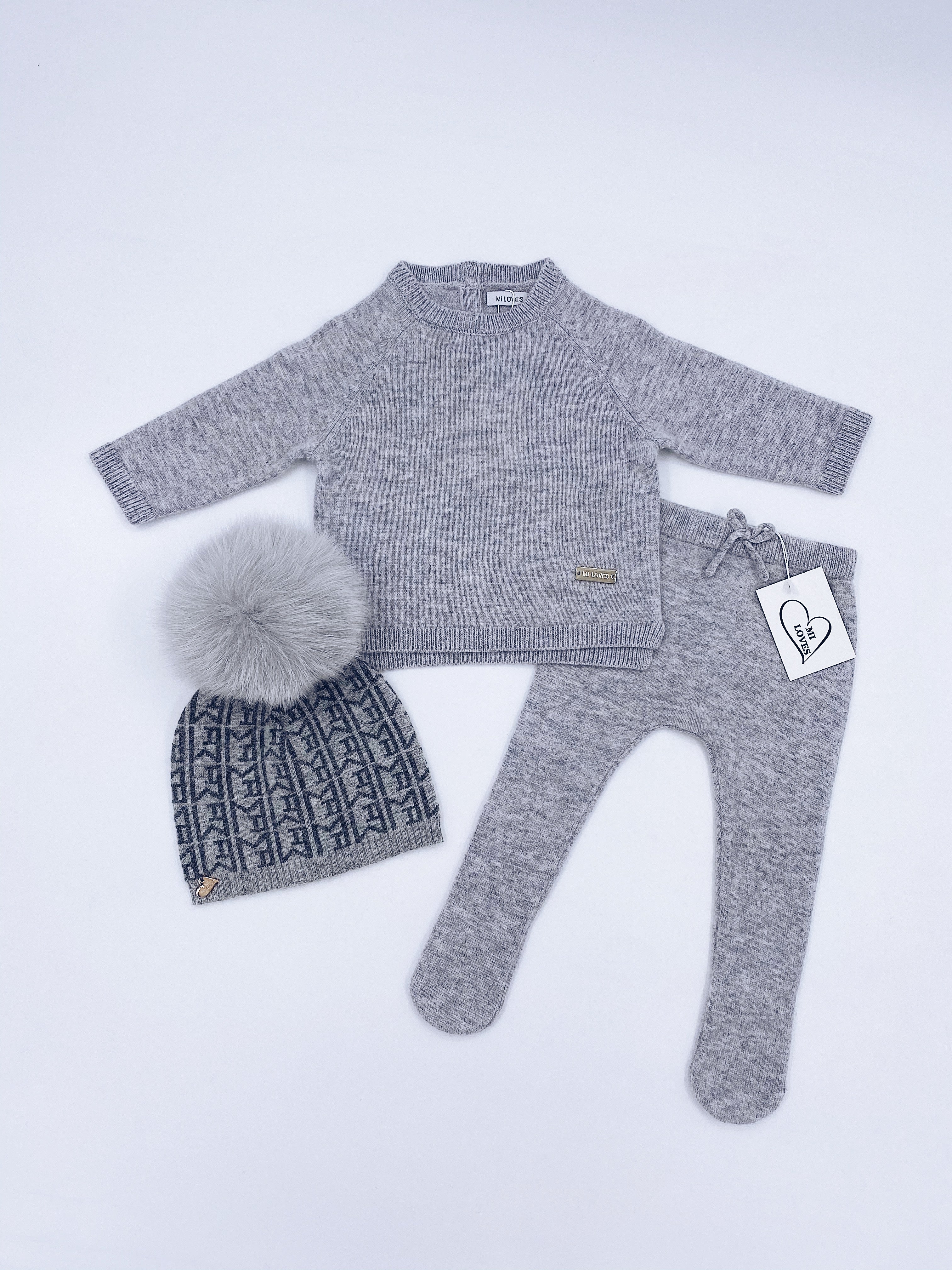 MI LOVES SIGNATURE Cashmere knit sweater