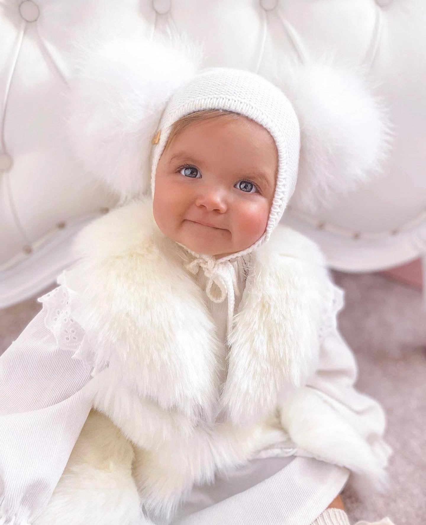 NEW MI LOVES Signature Cashmere Double pompom hat