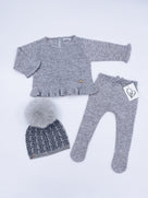 MI LOVES SIGNATURE Cashmere knit sweater with frilly details