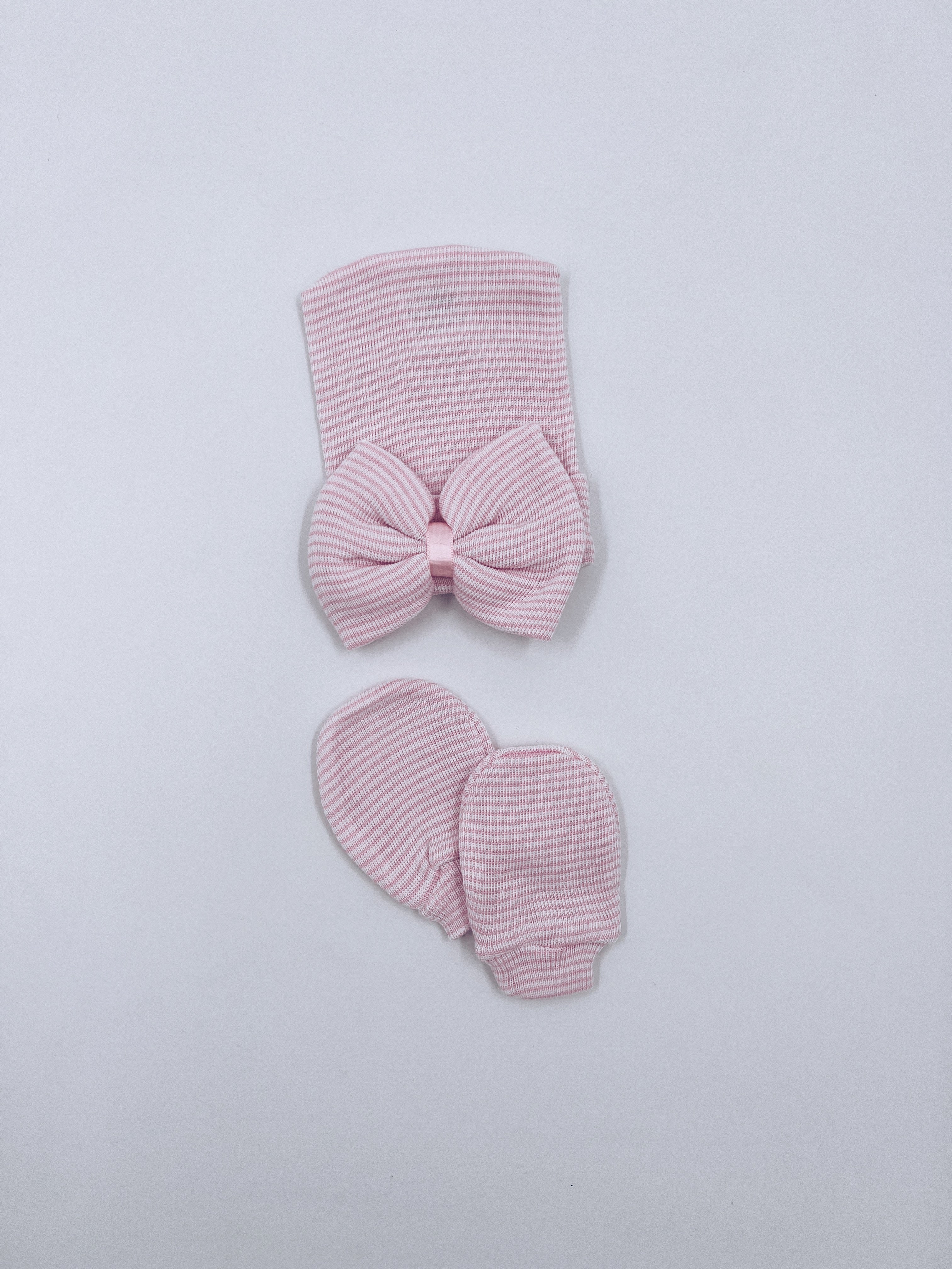 Baby Hospital Hat and Mittens set.